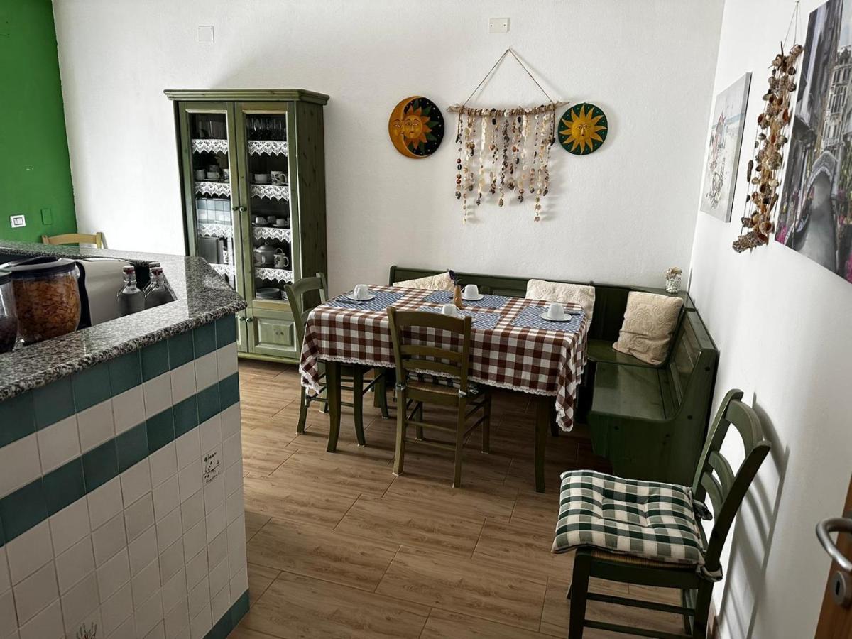 Beppo'S B&B Карбонія Екстер'єр фото